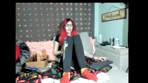 Snapshot of roxihazeleyes chatting on February 9, 2025, 4:36 am roxihazeleyes online show from February 9, 2025, 4:36 am