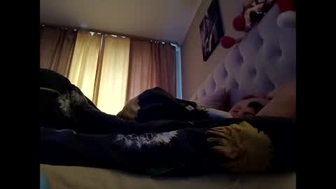 Snapshot of roxolanaa_sexy chatting on January 4, 2025, 9:32 am ROXOLANAA SEXY online show from January 4, 2025, 9:32 am