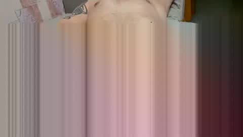 roxter102 online show from May 3, 2026, 2:56 pm