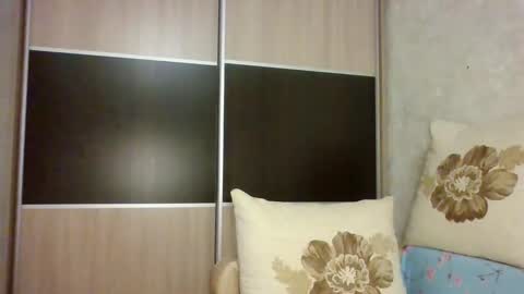 Roxxy Wharton online show from October 12, 2025, 7:07 am