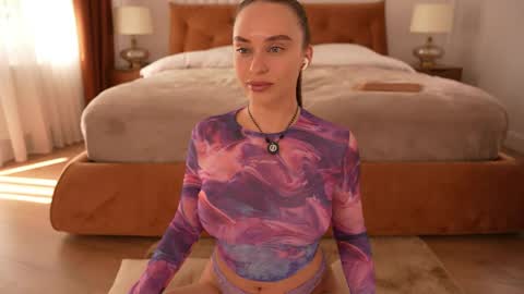 Snapshot of roxy_blue_eyed_ chatting on April 12, 2026, 10:53 am Im Roxy ntmu online show from April 12, 2026, 10:53 am