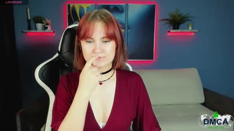 Roxy fiery online show from September 19, 2025, 8:05 am