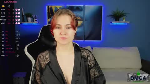 Roxy fiery online show from November 17, 2025, 1:11 am