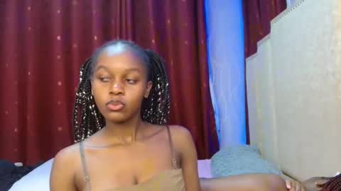 Roxy online show from March 4, 2026, 3:34 am