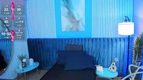 Roxy hell online show from September 8, 2025, 7:02 pm