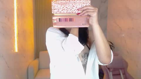 Roxy online show from March 12, 2026, 1:28 pm