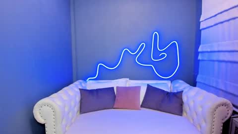 Roxy online show from February 5, 2025, 1:15 am