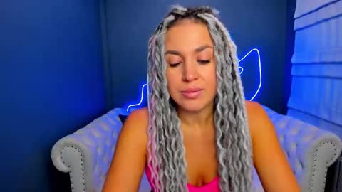 Roxy online show from September 10, 2025, 1:27 am