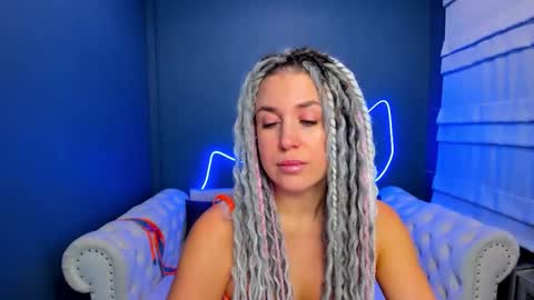 Snapshot of roxy_mars chatting on December 20, 2025, 1:23 am Roxy online show from December 20, 2025, 1:23 am