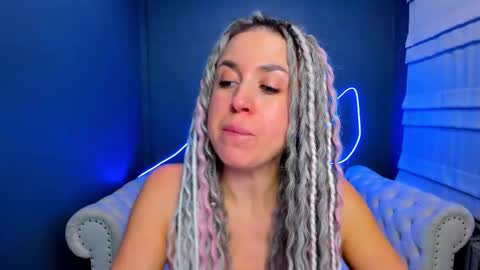 Snapshot of roxy_mars chatting on January 14, 2026, 1:55 am Roxy online show from January 14, 2026, 1:55 am