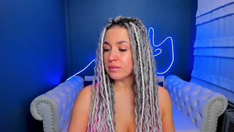 Snapshot of roxy_mars chatting on January 17, 2026, 1:54 am Roxy online show from January 17, 2026, 1:54 am