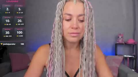 Snapshot of roxy_mars chatting on July 9, 2026, 1:31 am Roxy online show from July 9, 2026, 1:31 am