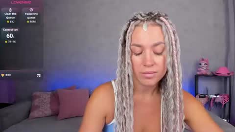 Snapshot of roxy_mars chatting on July 14, 2026, 2:05 am Roxy online show from July 14, 2026, 2:05 am