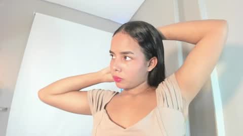 roxy_stone1 online show from July 15, 2026, 7:30 pm