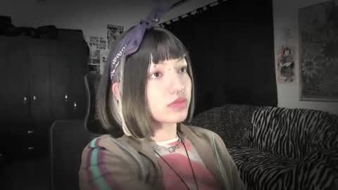 Roxy Independient model Help me to reach 50 thumbs up online show from July 7, 2026, 1:08 am