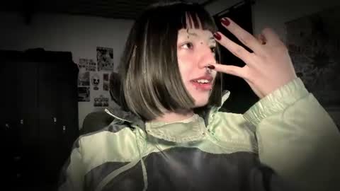 Roxy Independient model Help me to reach 50 thumbs up online show from July 30, 2026, 12:31 am