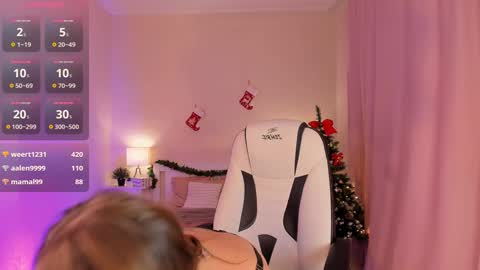 Roxy follow me online show from December 26, 2024, 5:40 pm