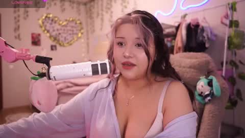 roxysuh online show from November 29, 2025, 7:55 am