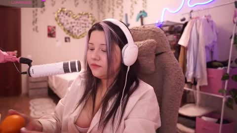 roxysuh online show from March 12, 2026, 7:25 am