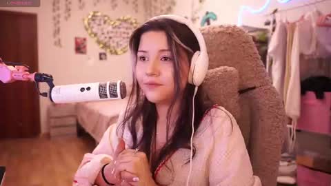 roxysuh online show from July 10, 2026, 8:29 am