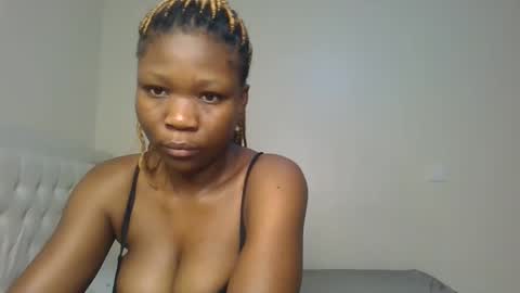 Snapshot of royal_goddes chatting on November 18, 2025, 1:22 am goddes online show from November 18, 2025, 1:22 am