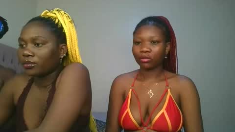 Snapshot of royal_goddes chatting on January 12, 2026, 12:16 am goddes online show from January 12, 2026, 12:16 am
