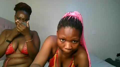 Snapshot of royal_goddes chatting on March 19, 2026, 11:53 pm goddes online show from March 19, 2026, 11:53 pm