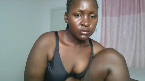 Snapshot of royal_goddes chatting on May 5, 2026, 2:52 am goddes online show from May 5, 2026, 2:52 am