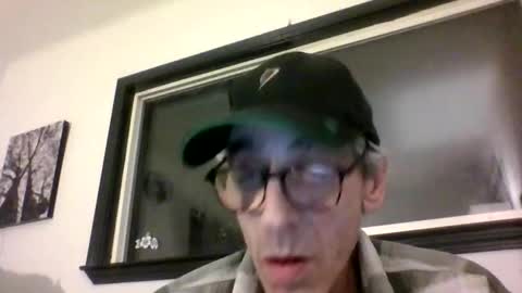 Snapshot of royboy2561 chatting on January 19, 2026, 2:04 am Roy Murrin online show from January 19, 2026, 2:04 am