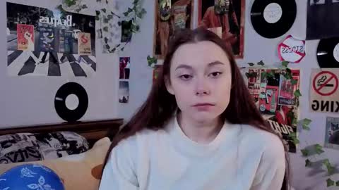 Snapshot of roygeers chatting on February 18, 2026, 11:06 am Alice online show from February 18, 2026, 11:06 am