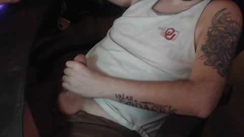 Snapshot of rthrowaway777 chatting on September 17, 2025, 7:43 am rthrowaway777 online show from September 17, 2025, 7:43 am