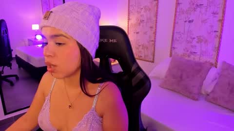 R U B B Y online show from February 4, 2026, 2:06 am