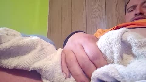 ruben38770 online show from November 14, 2025, 3:44 pm