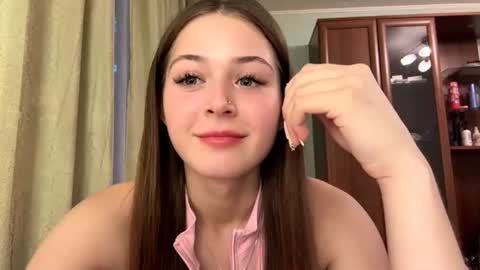 Snapshot of rubievallotton chatting on June 11, 2026, 7:23 pm Adel online show from June 11, 2026, 7:23 pm