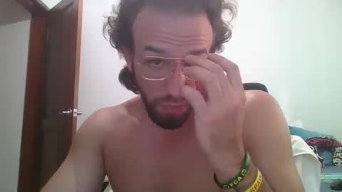 Snapshot of rubio121 chatting on January 10, 2025, 5:45 pm rubio121 online show from January 10, 2025, 5:45 pm