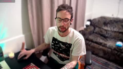 Snapshot of rubitricky chatting on September 18, 2025, 8:38 am RubitRicky online show from September 18, 2025, 8:38 am