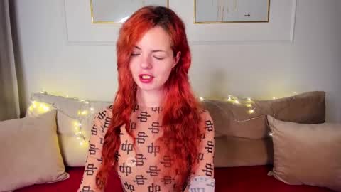 Snapshot of rubyattwood chatting on February 21, 2025, 4:37 pm rubyattwood online show from February 21, 2025, 4:37 pm