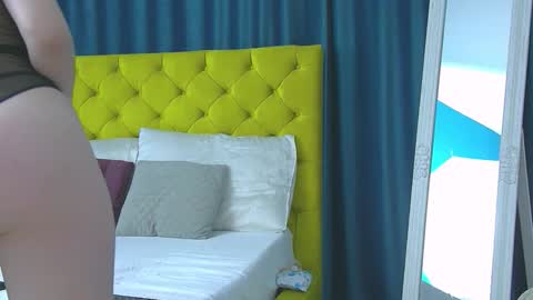 Snapshot of rubyhills chatting on December 2, 2025, 5:46 am Ruby online show from December 2, 2025, 5:46 am