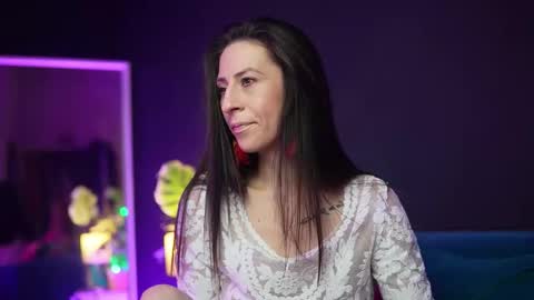  Ruby  online show from November 21, 2025, 10:30 pm