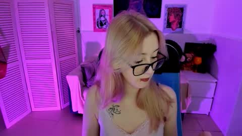 Snapshot of rubyybennett chatting on October 2, 2025, 7:15 am rubyybennett online show from October 2, 2025, 7:15 am