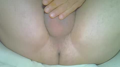 rudisuzzy 1 online show from February 9, 2025, 2:40 pm