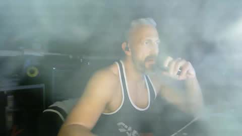 Chico que rico Caliente online show from February 22, 2025, 12:38 am