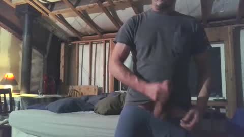 Snapshot of ruggeddude69 chatting on February 8, 2026, 5:44 am ruggeddude69 online show from February 8, 2026, 5:44 am