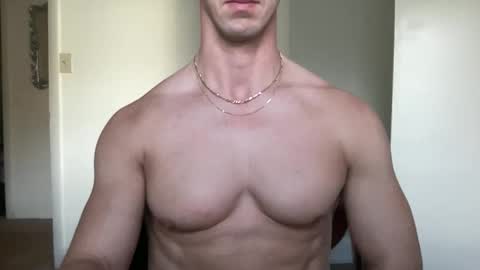 runfasterxo online show from December 1, 2025, 2:22 pm