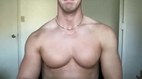 runfasterxo online show from December 16, 2025, 3:28 pm