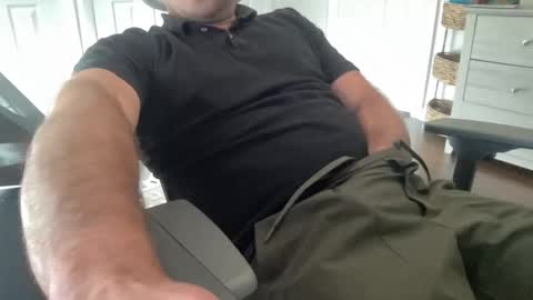 rungriff2323 online show from November 11, 2025, 8:31 pm