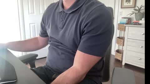 rungriff2323 online show from December 4, 2025, 7:00 pm