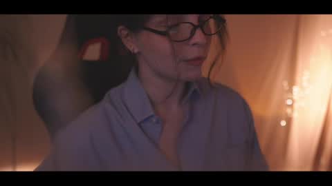 Elena online show from May 1, 2026, 10:14 pm
