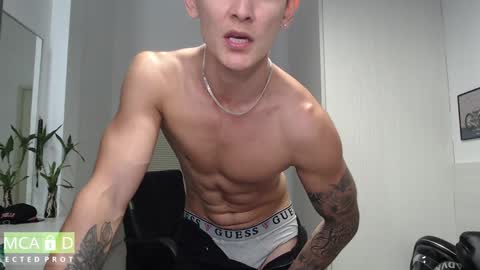 MillionDollarGuy online show from January 28, 2025, 8:47 am