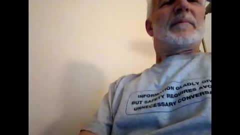 Snapshot of rustyx22 chatting on December 30, 2024, 5:37 am Rusty online show from December 30, 2024, 5:37 am